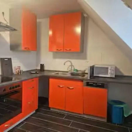 Schoene Vollausgestattete Monteurs- Gaestewohnung In Der Gartenstadt Und Naehe Geiseltalsee 2208 *